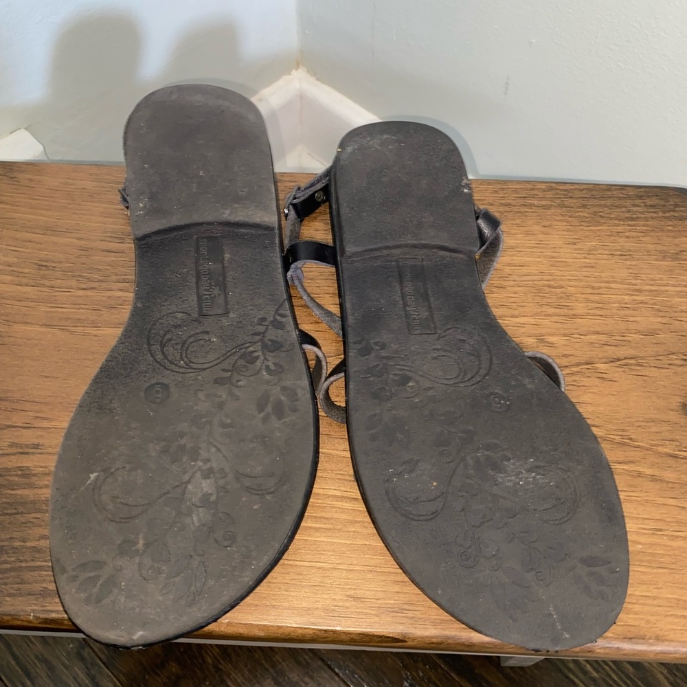 Black sandals